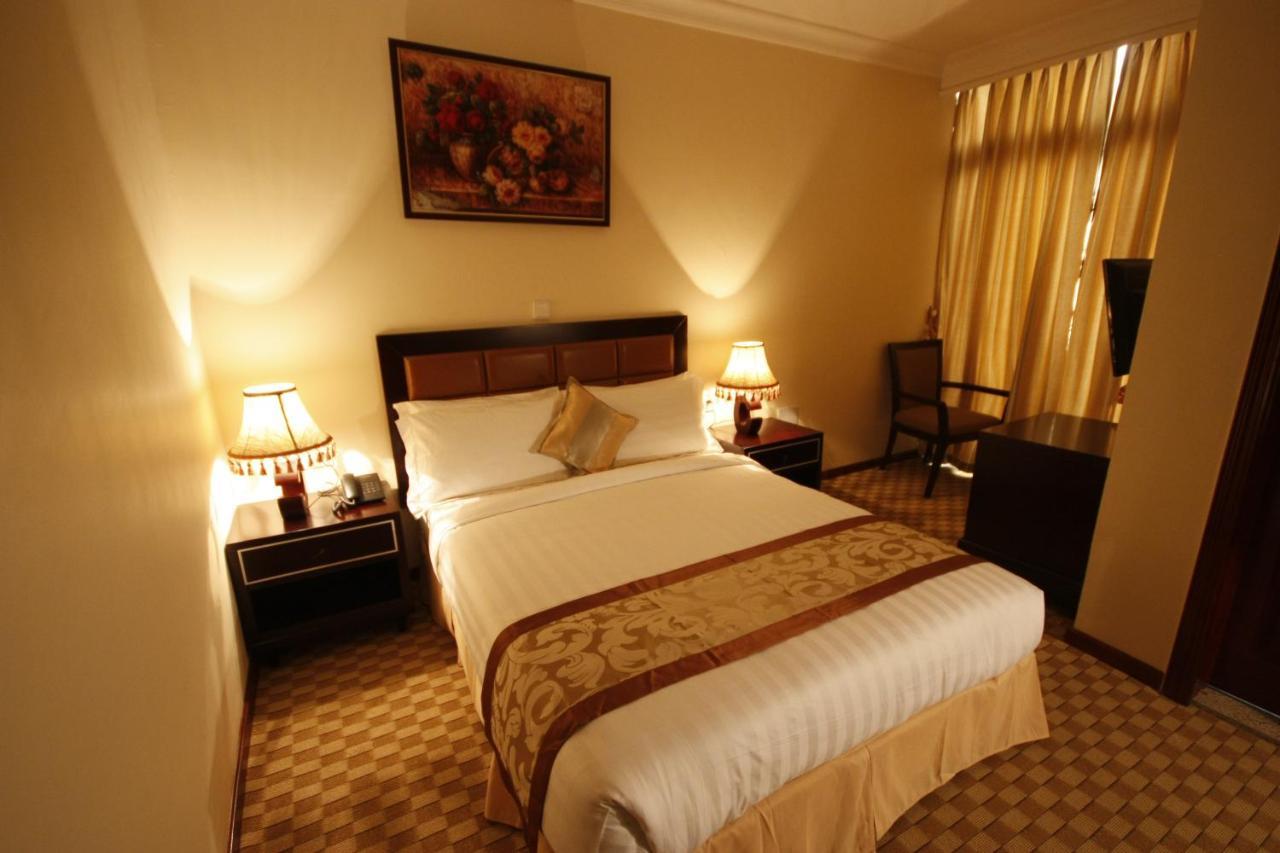 Caravan Hotel Addis Bagian luar foto