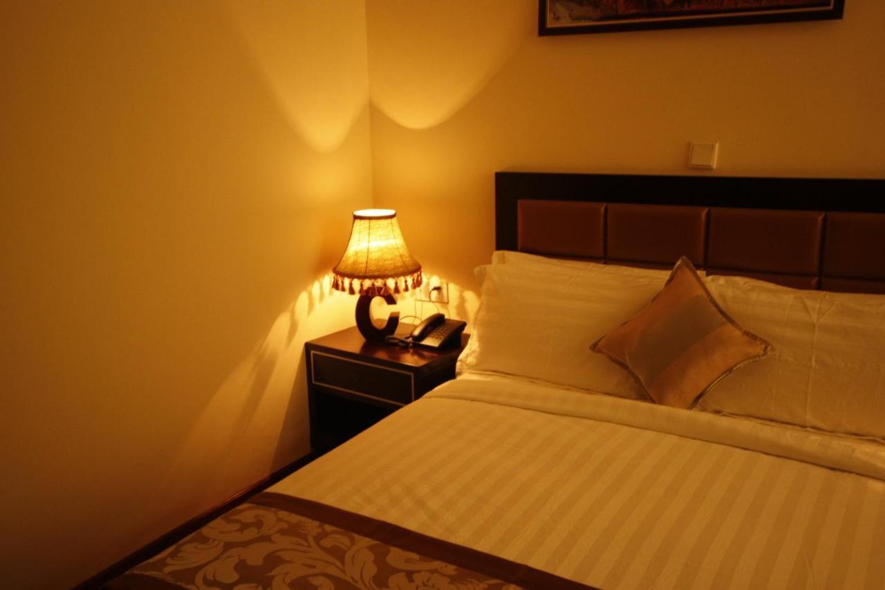 Caravan Hotel Addis Bagian luar foto