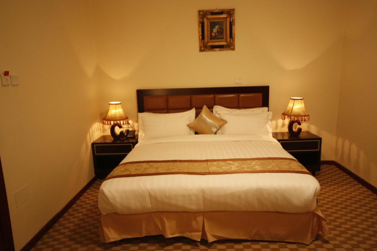 Caravan Hotel Addis Bagian luar foto